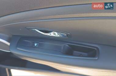 Седан Renault Fluence 2012 в Киеве