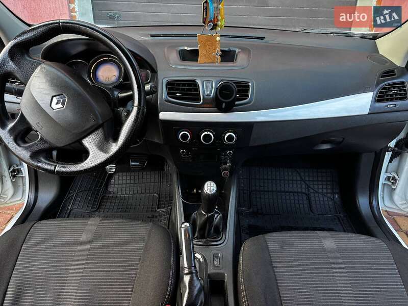 Седан Renault Fluence 2013 в Львові фото 5 Седан Renault Fluence 2013 в Львові
