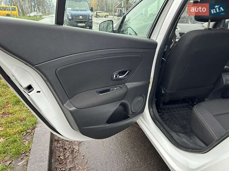 Седан Renault Fluence 2013 в Днепре