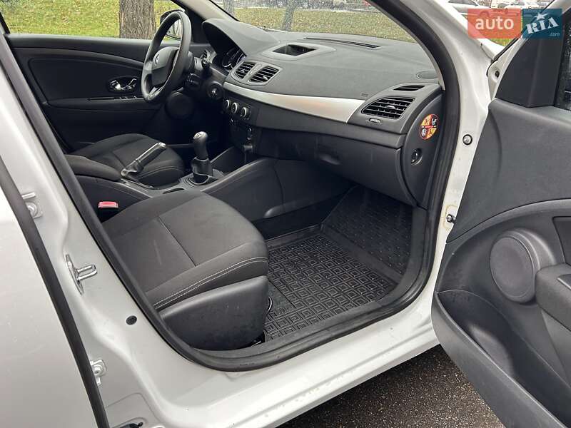 Седан Renault Fluence 2013 в Днепре