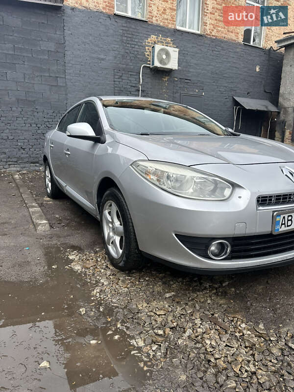 Renault Fluence 2011 Renault Fluence 2011