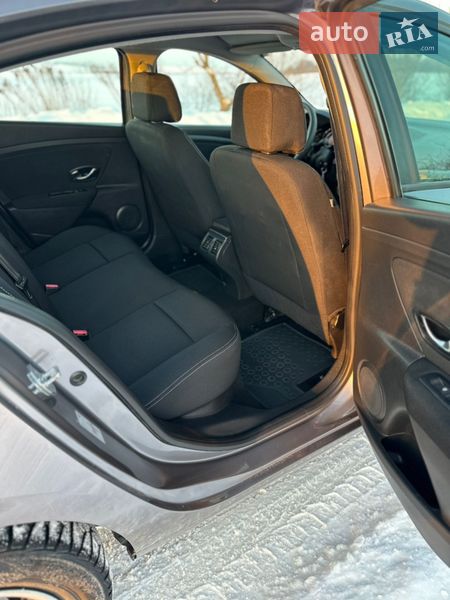 Седан Renault Fluence 2015 в Луцьку