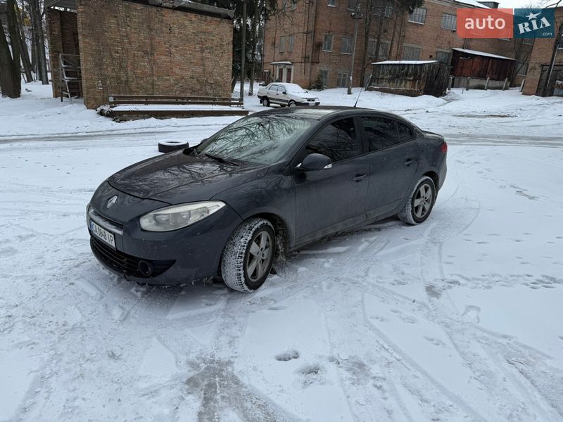 Седан Renault Fluence 2010 в Умани