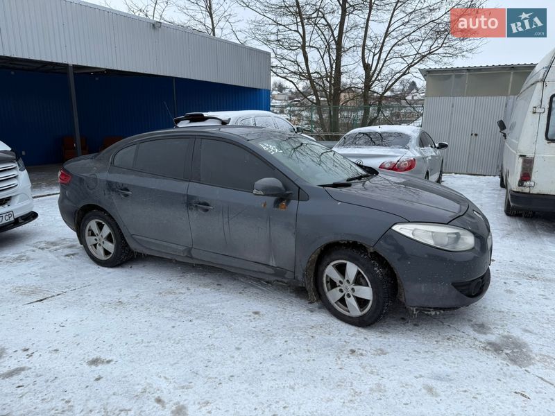 Седан Renault Fluence 2010 в Умани