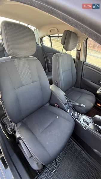 Седан Renault Fluence 2010 в Киеве