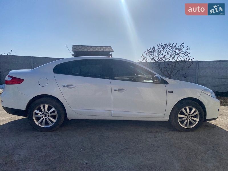 Седан Renault Fluence 2012 в Сквире