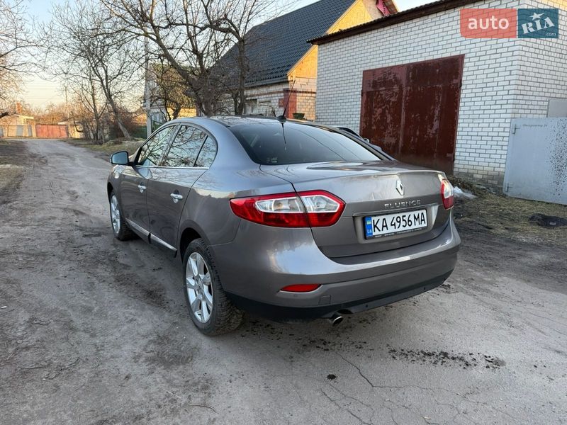 Седан Renault Fluence 2010 в Кременчуге