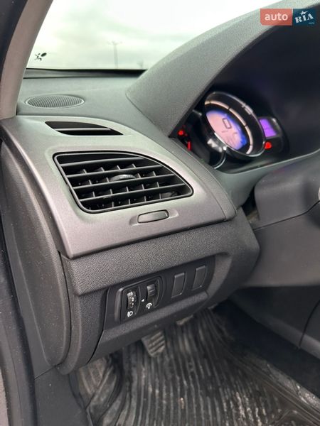 Седан Renault Fluence 2013 в Днепре