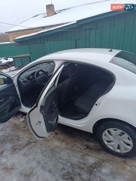 Седан Renault Fluence 2014 в Лебедине