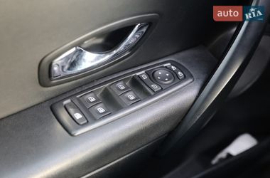 Седан Renault Fluence 2013 в Киеве