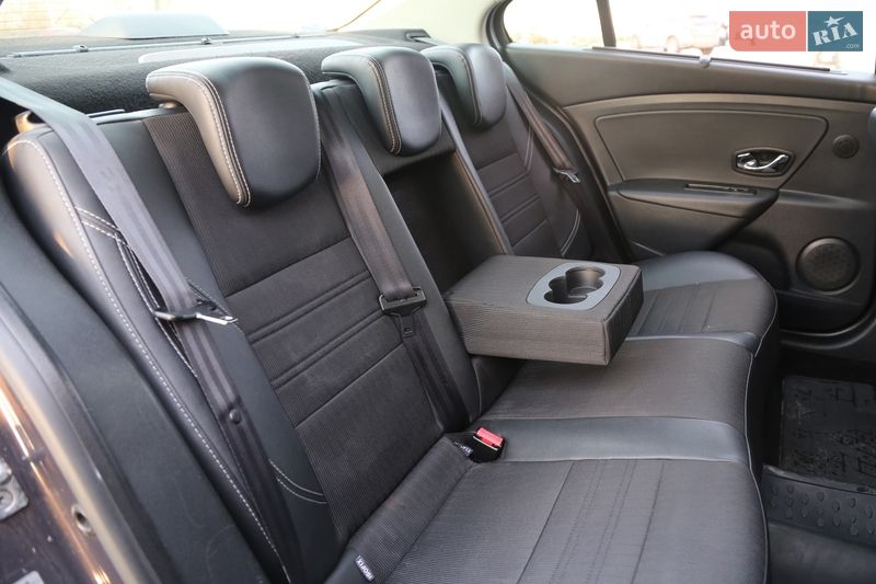 Седан Renault Fluence 2013 в Киеве