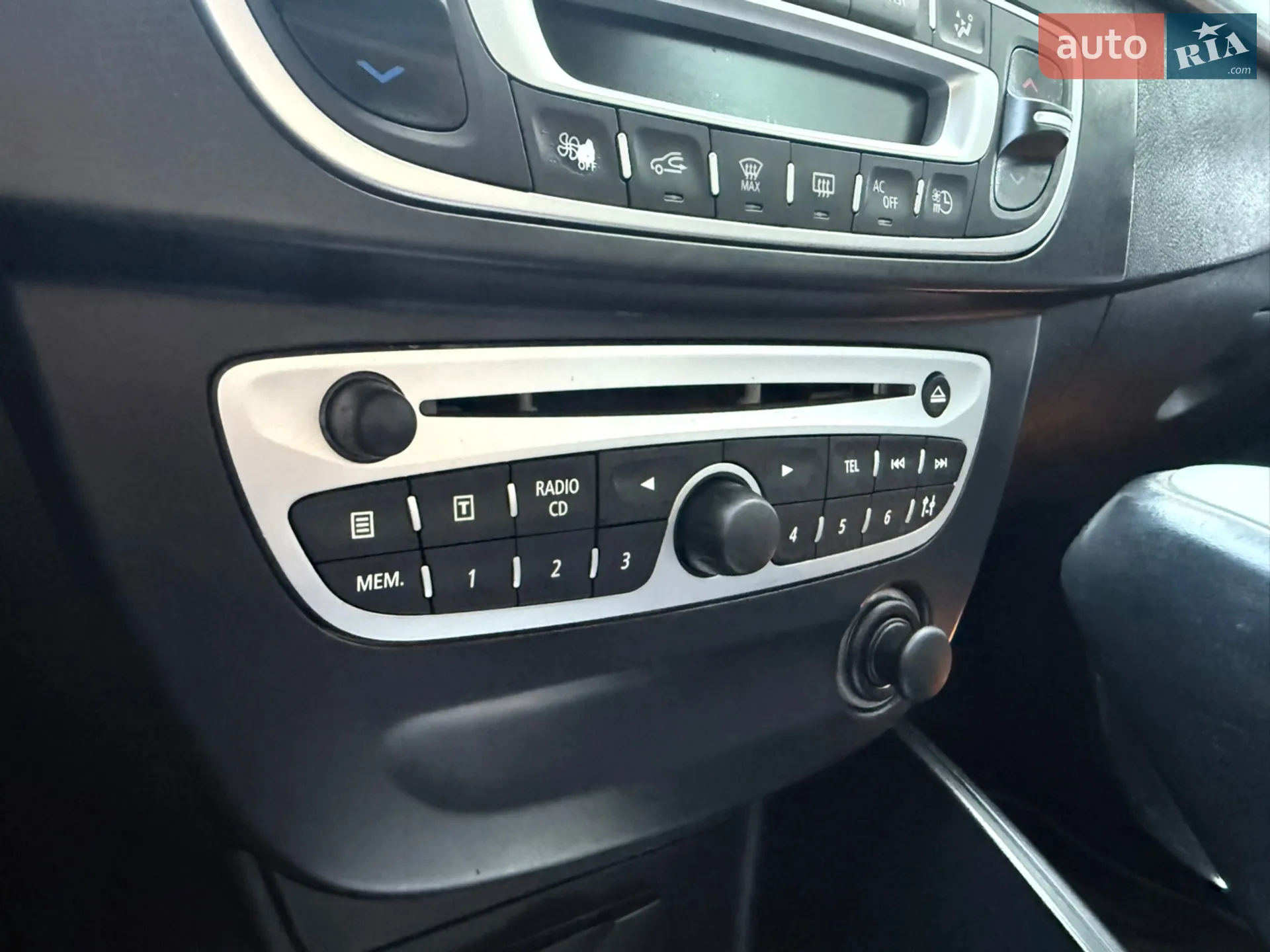 2011 Renault Fluence - мініатюра 49