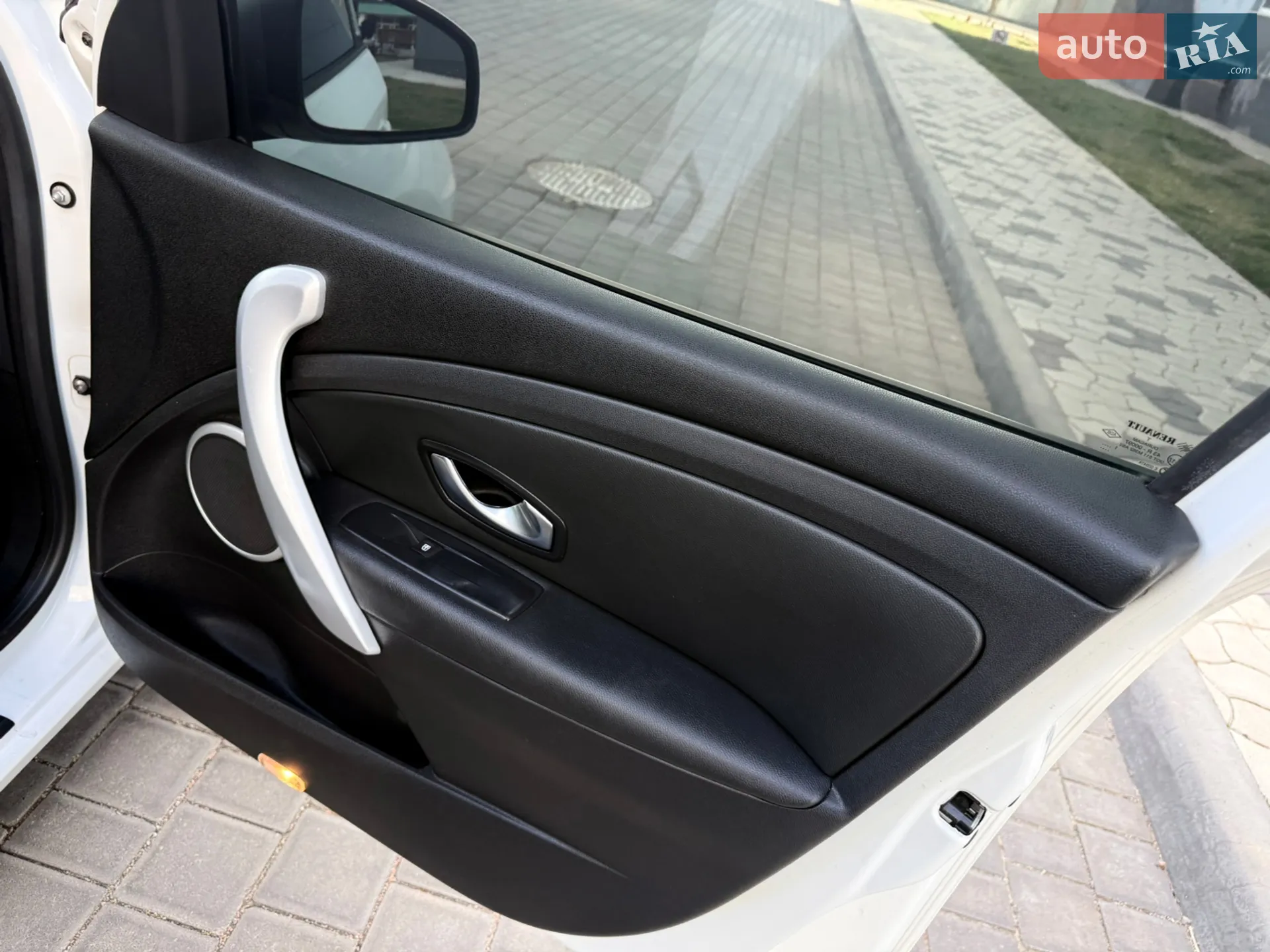 2011 Renault Fluence - мініатюра 53