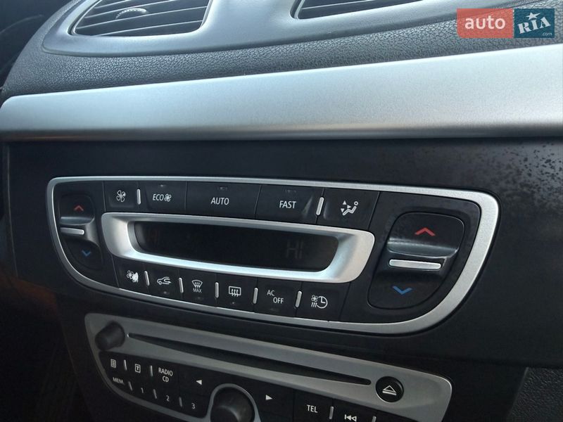 Седан Renault Fluence 2011 в Одессе