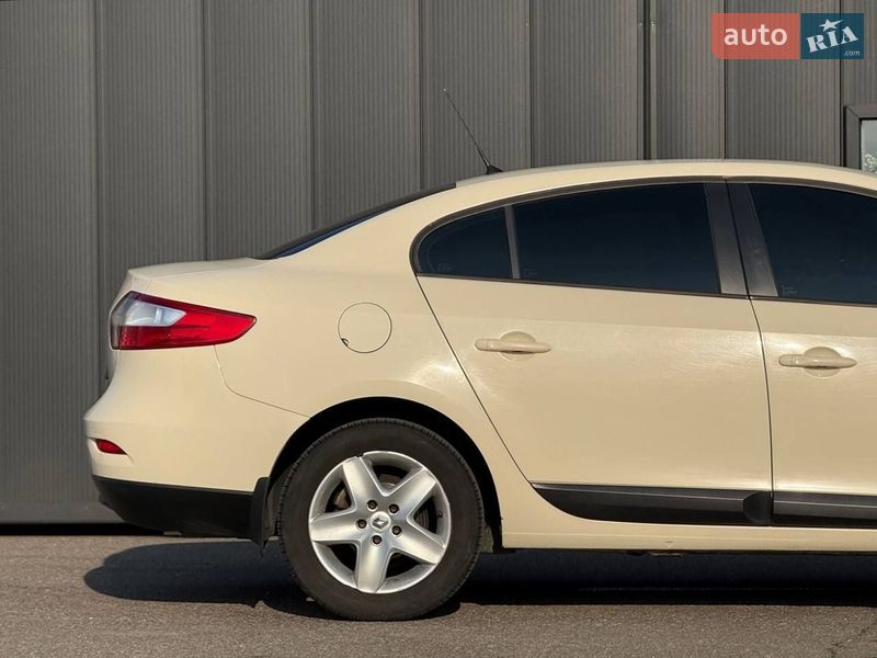 Седан Renault Fluence 2015 в Киеве фото 8 Седан Renault Fluence 2015 в Киеве