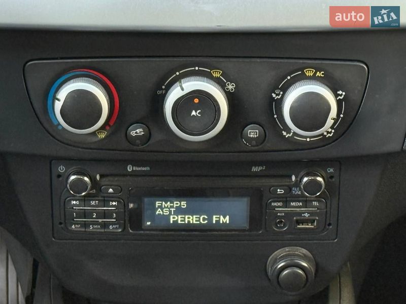 Седан Renault Fluence 2015 в Киеве фото 31 Седан Renault Fluence 2015 в Киеве