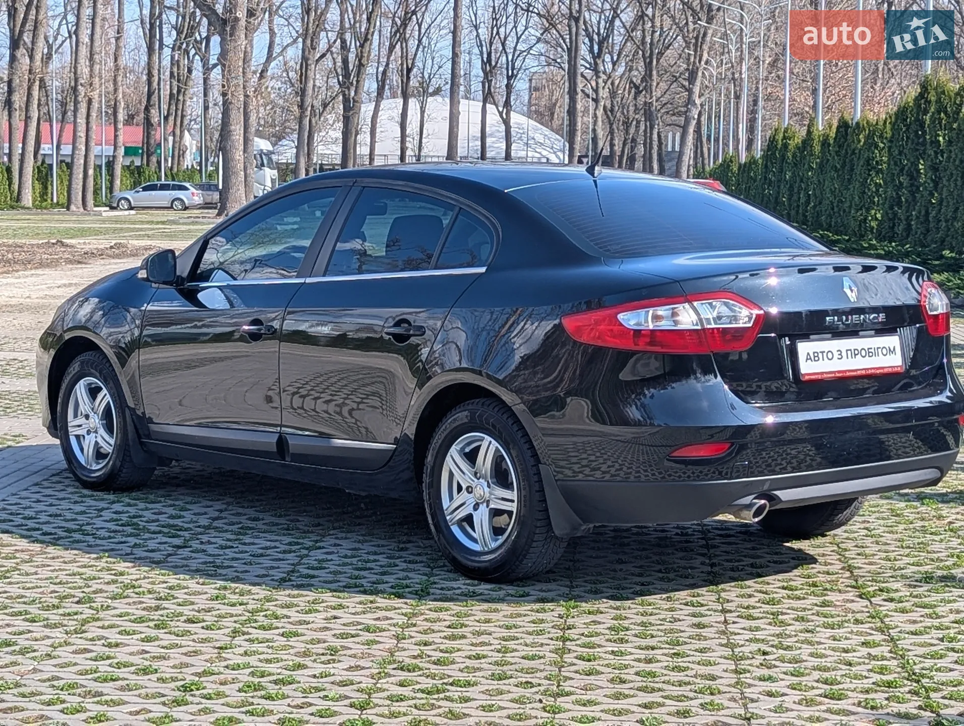 2013 Renault Fluence - мініатюра 12