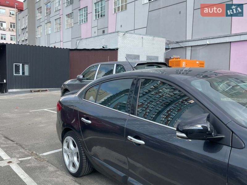 Седан Renault Fluence 2012 в Києві