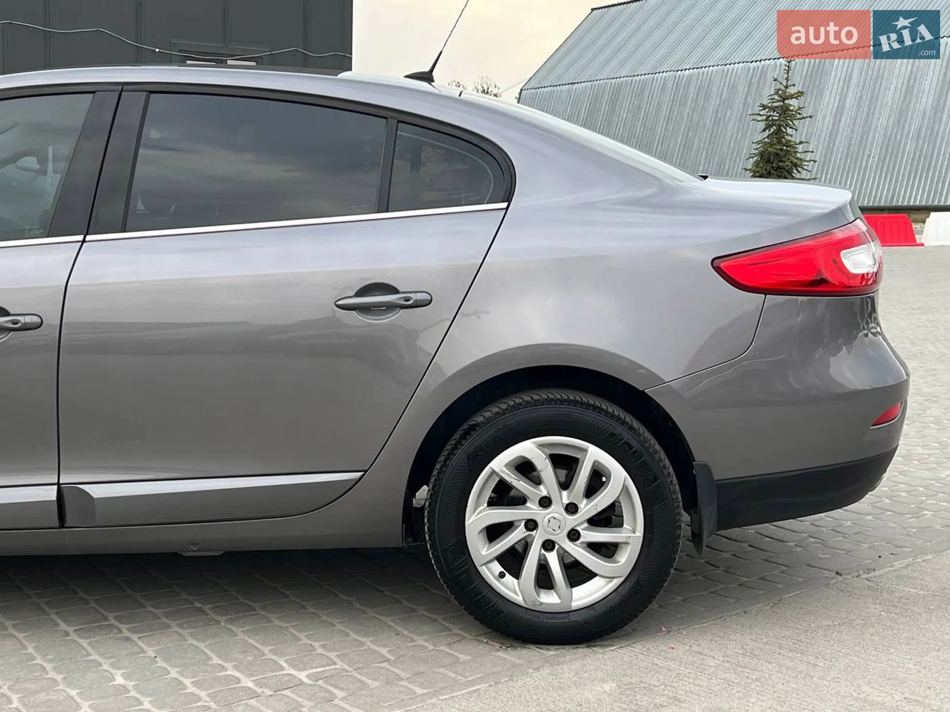 2016 Renault Fluence - мініатюра 4