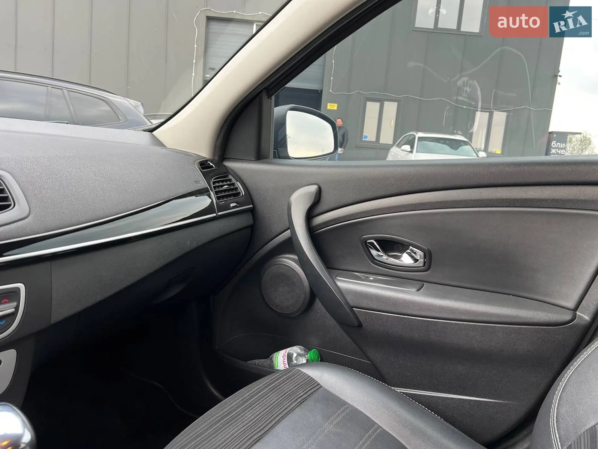 2016 Renault Fluence - мініатюра 33