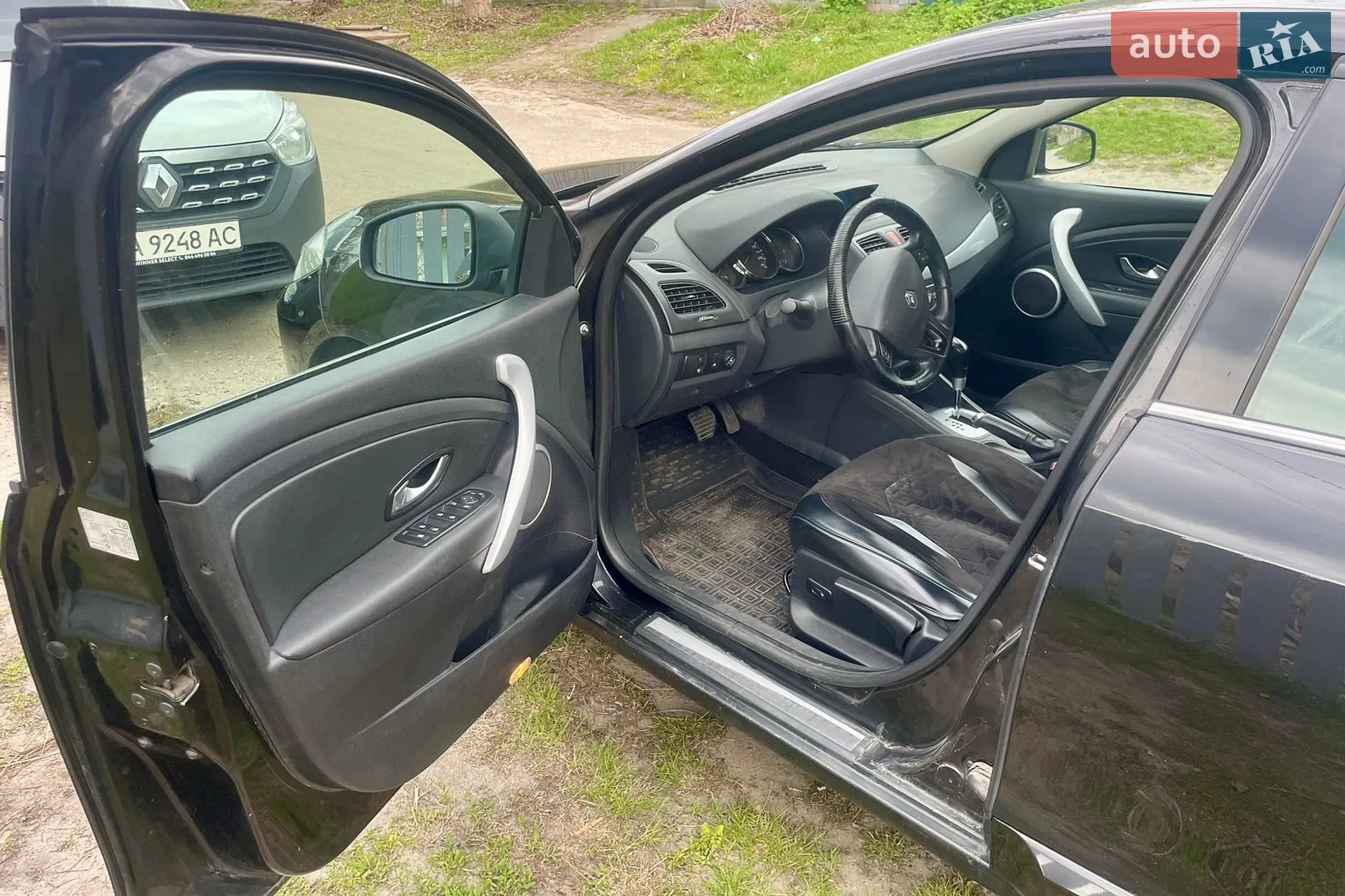 2011 Renault Fluence - мініатюра 10