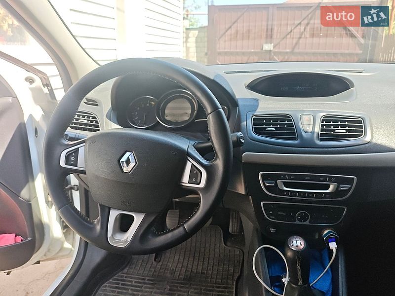 Седан Renault Fluence 2012 в Дніпрі