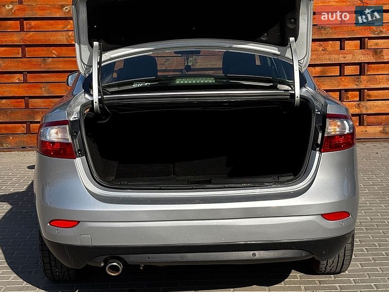 Седан Renault Fluence 2012 в Белогородке