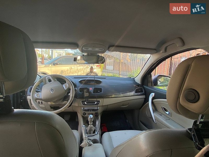 Седан Renault Fluence 2010 в Києві