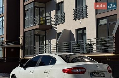 Седан Renault Fluence 2015 в Яворове