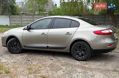 Седан Renault Fluence 2012 в Киеве