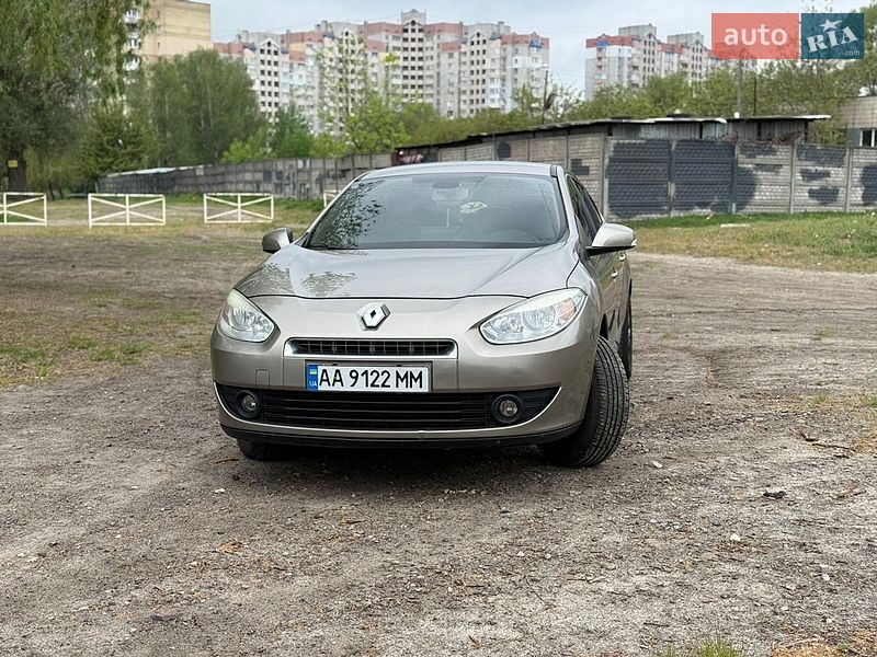 Седан Renault Fluence 2012 в Киеве