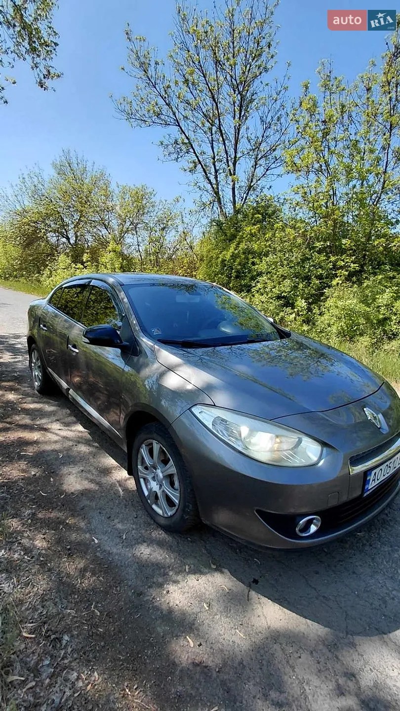 2011 Renault Fluence - мініатюра 2