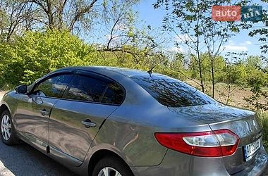 Седан Renault Fluence 2011 в Ужгороде