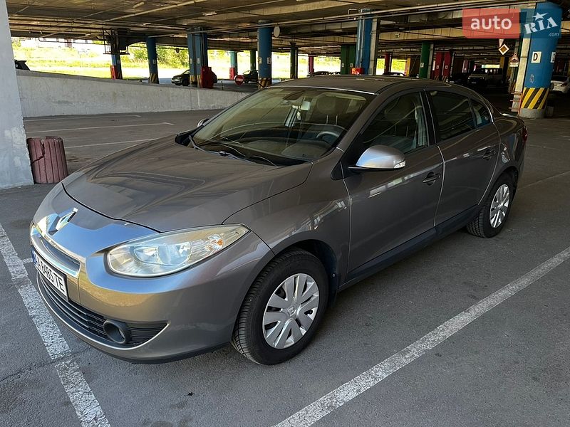 Седан Renault Fluence 2011 в Киеве