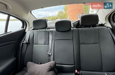 Седан Renault Fluence 2010 в Кропивницком