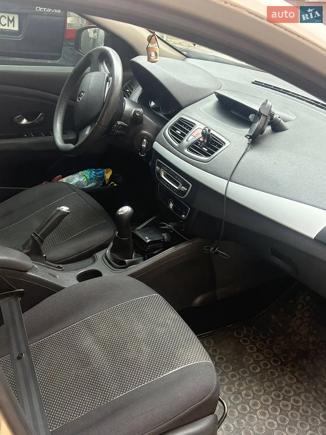 2010 Renault Fluence - мініатюра 10