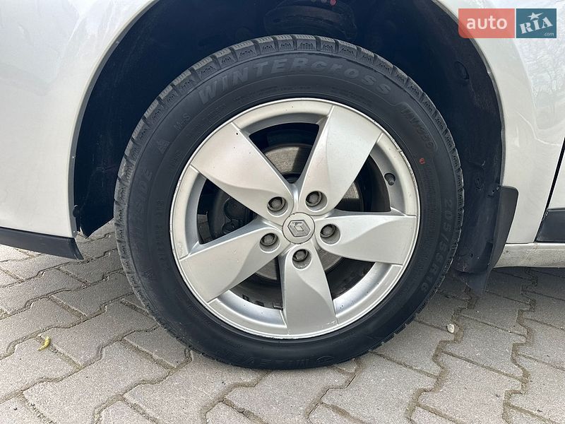 Седан Renault Fluence 2010 в Хмельницькому