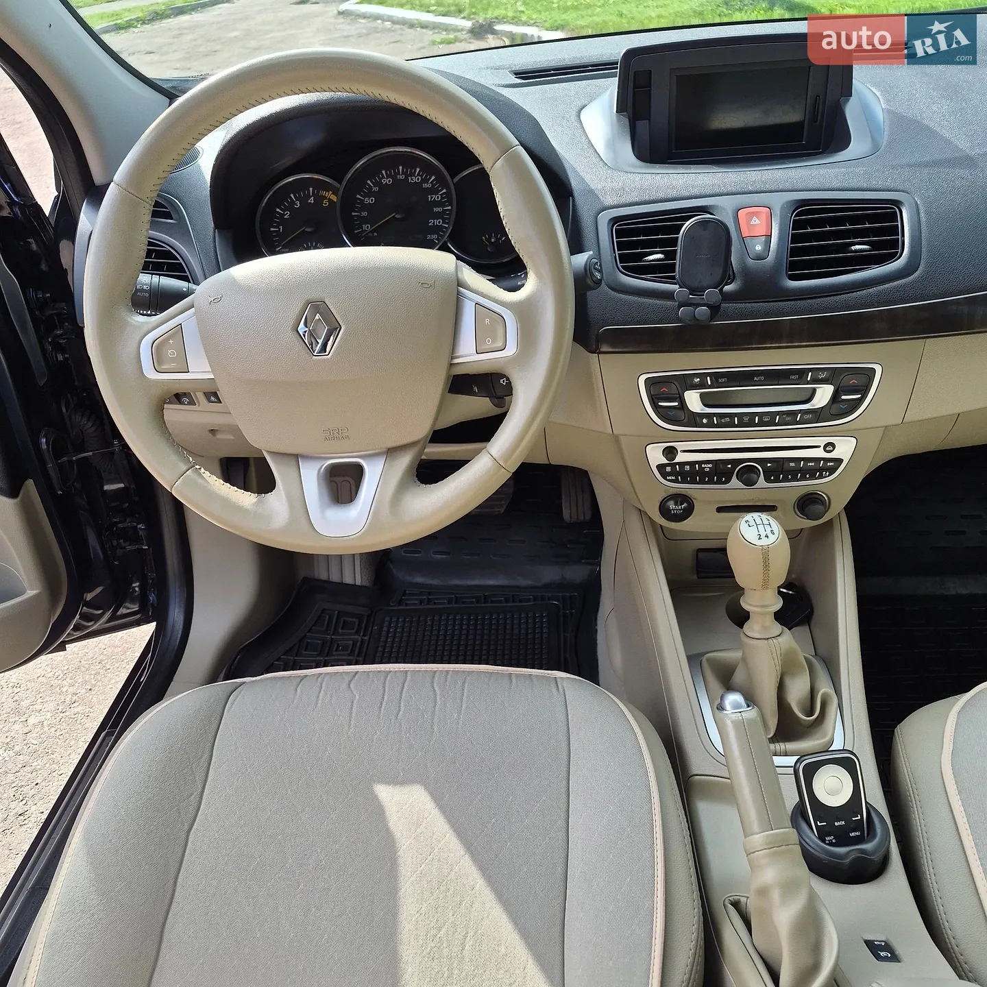 2011 Renault Fluence - мініатюра 14
