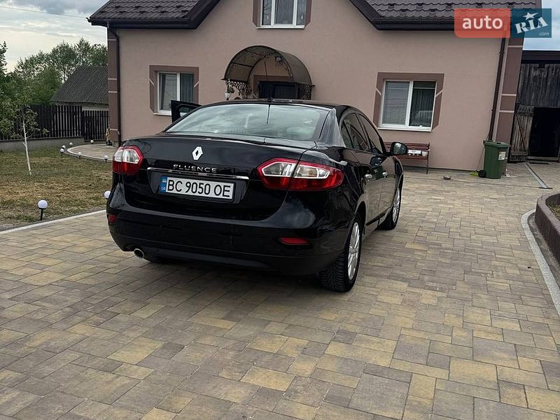 Седан Renault Fluence 2013 в Львове