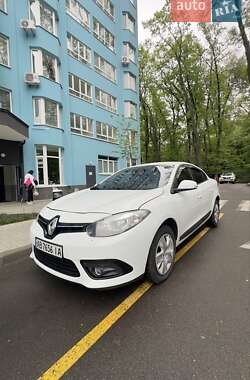 Седан Renault Fluence 2015 в Киеве