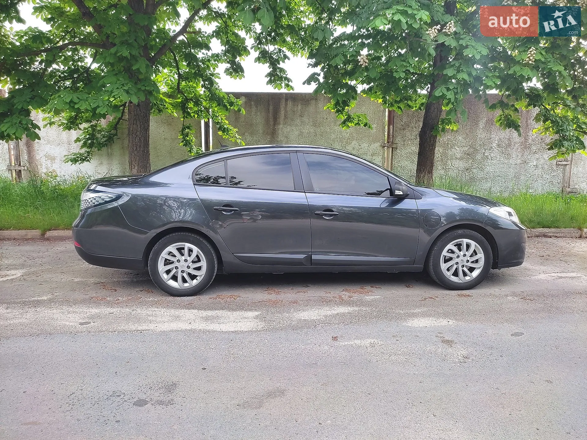 2013 Renault Fluence - мініатюра 17