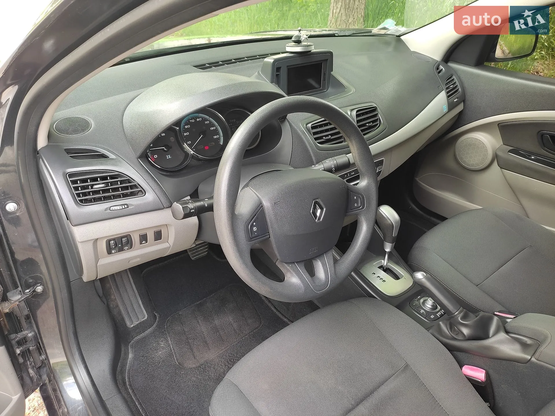 2013 Renault Fluence - мініатюра 33