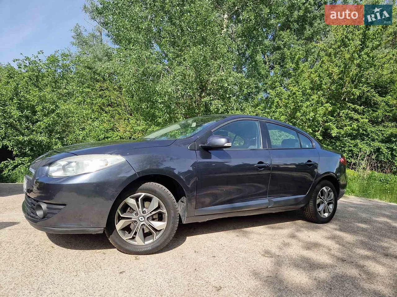 2011 Renault Fluence - мініатюра 16