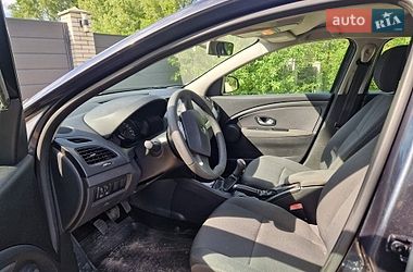 Седан Renault Fluence 2011 в Чернигове