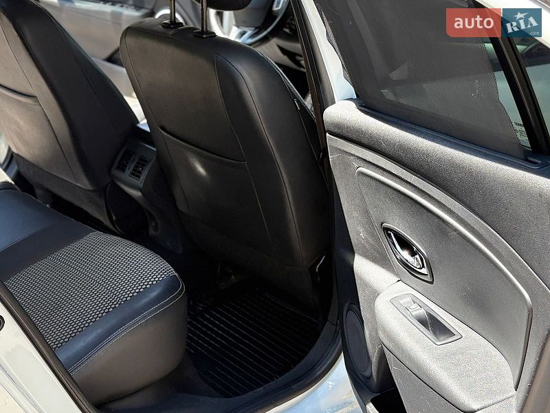 Седан Renault Fluence 2012 в Харькове