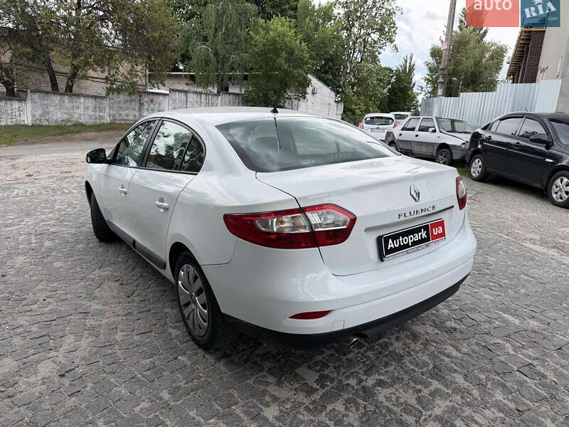 Седан Renault Fluence 2015 в Киеве