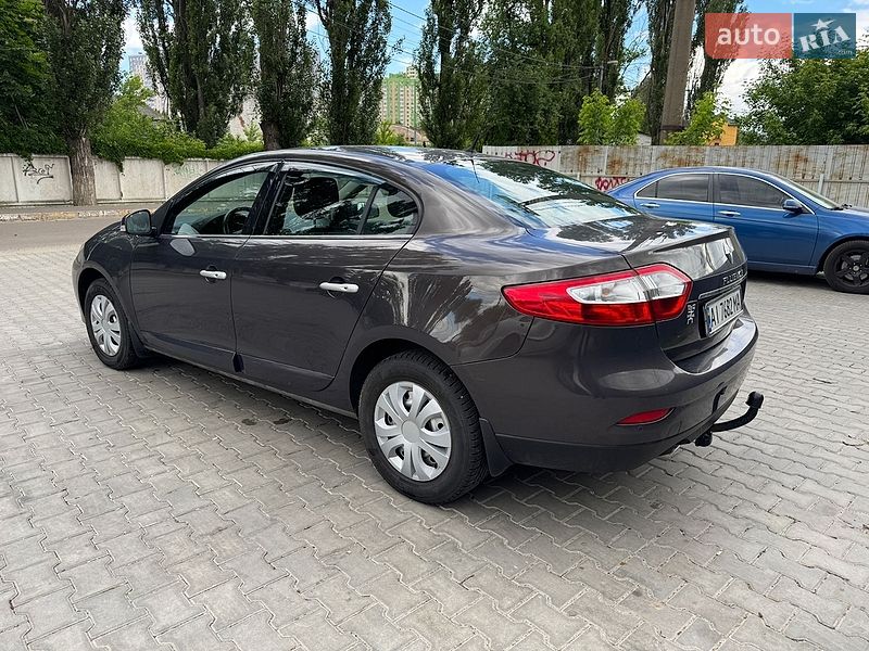 Седан Renault Fluence 2013 в Киеве
