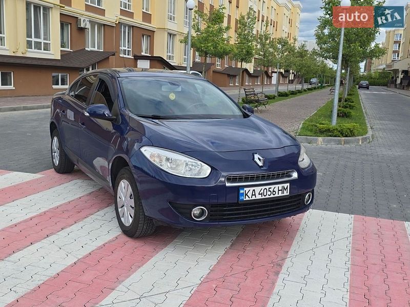 Седан Renault Fluence 2011 в Киеве