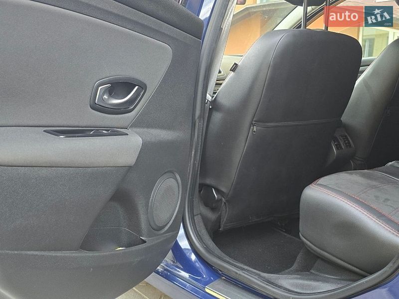 Седан Renault Fluence 2011 в Киеве