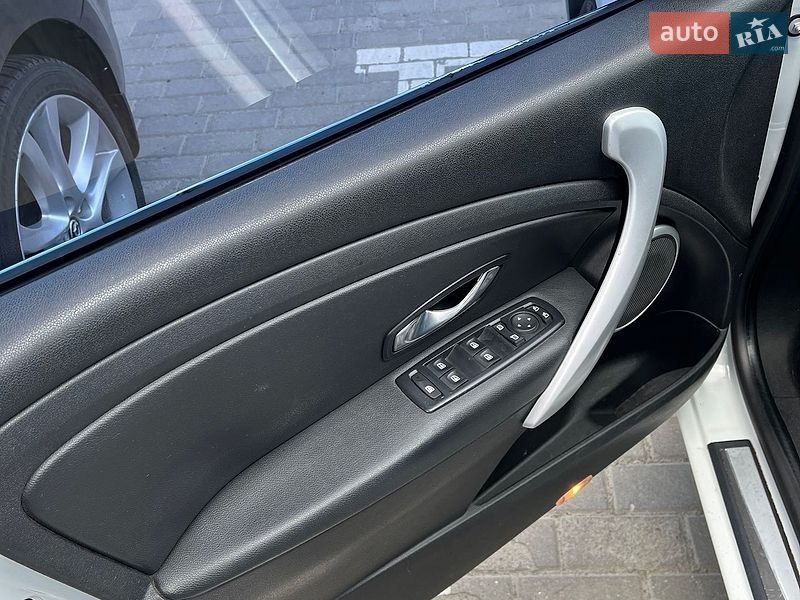Седан Renault Fluence 2011 в Харкові